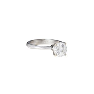 Contemporary solitaire diamond ring
