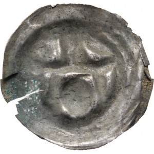 Brakteat, głowa i łuk nad nią, II połowa XII wieku