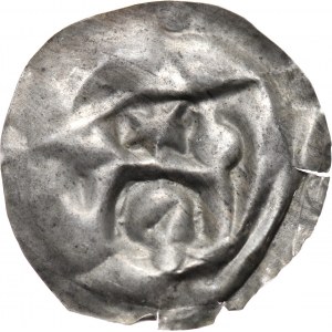 Brakteat, głowa, łuk nad nią i gwiazda, II połowa XII wiek