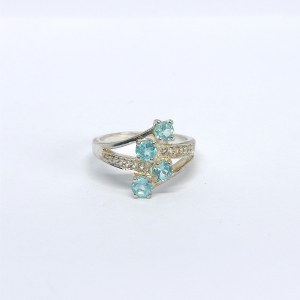Silberring mit natürlichen blauen und weißen Topasen