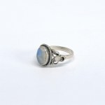 Vintage silver ring with a natural labradorite