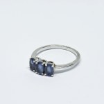 Anello d'argento con ioliti