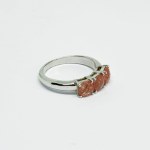 Anello d'argento con rubelliti (?)