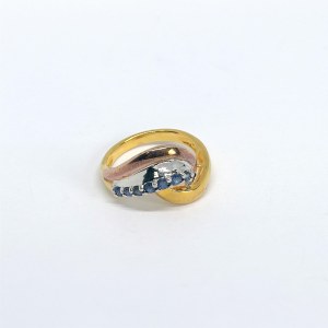Anello in argento placcato oro con zaffiri blu naturali