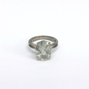 Patinated silver ring with quartz and 6 diamonds
