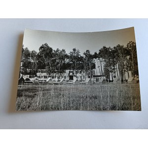 PRL SŁAWA ŚLĄSKA OŚRODEK SPORTOWO-WODNY NAD JEZIOREM SŁAWSKIM FOT. P. MYSTKOWSKI 1961 R. STEMPEL