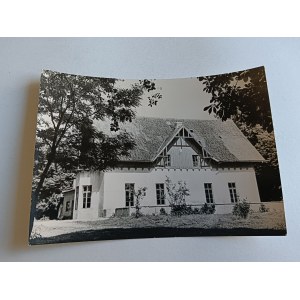 PRL ŁĘCZNA PAŁACYK W PARKU FOT. A. KACZKOWSKI P. MYSTKOWSKI 1962 R.