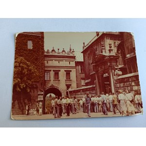 Poľská ľudová republika, Krakov, Wawel, Vazovská brána, foto: E. Paszkowska, sépia, rok 1980