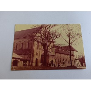 People's Republic of Poland, Kraków, Cemetery, Cistercian Abbey, Basilica. Photo by H. Pawlak, sepia tone, 1987.