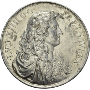Louis XIV, 1643-1715. Médaille en argent 1668 par Jean Warin. 50 mm...