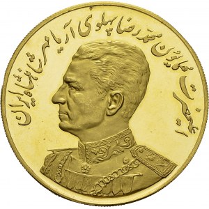 Mohammed Reza Pahlevi, 1941-1979. Gold medal AH 1352 (1973). 40.5 mm...