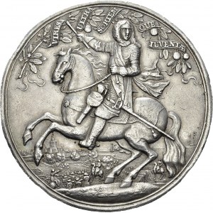 Silver medal 1674 (chronogrammatic) by C. Adolfszoon (?). 60.5 mm...