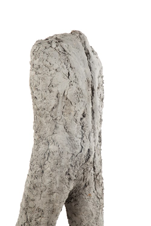 Magdalena Abakanowicz (1930 Falenty pod Warszawą - 2017 Warszawa), Postać krocząca, 2008