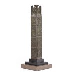 Autor nieznany, Totem z reliefami o tematyce olimpijskiej, przed 1962