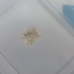 NATURAL COLORED DIAMOND 0.32 CT VERY HIGH CLARITY: VVS1 | CUT: MODIFIED RADIANT Official appraiser’s valuation: $5,092 (19,343.74 PLN gross—as of September 20, USD exchange rate 3.79885)