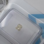 NATURAL COLORED DIAMOND 0.32 CT VERY HIGH CLARITY: VVS1 | CUT: MODIFIED RADIANT Official appraiser’s valuation: $5,092 (19,343.74 PLN gross—as of September 20, USD exchange rate 3.79885)
