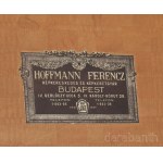 Mühlbeck Károly (1869-1943): Tabáni részlet zenélő matrózokkal. Akvarell, papír, jelzett. Dekoratív, üvegezett fakeretben, hátoldalán Hoffmann Ferencz budapesti keretező 1930-40 körüli címkéjével. 20x27 cm