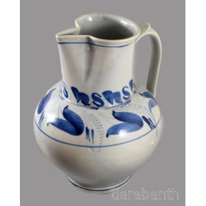 cca 1880 Zsolnay nagyméretű kancsó. Jelzett, oldalán kis javítással, m: 35,5 cm /// ca. 1880 Large Zsolnay jug. Marked, with a small restoration to the side, h: 35.5 cm