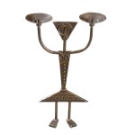 Percz János: lánya figurás gyertyatartó, jelzés nélkül, m: 20 cm /// Percz János: lánya figurás gyertyatartó, jelzés nélkül, m: 20 cm