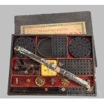 ca 1928-1935 Märklin Metall Baukasten fémépítő játékok gyűjteménye. 5 doboz Eredeti dobozában, leírással, komplett 0a, 1, 1a, 2a, 3a mind komplett. Szép állapotú, ritkaság, különösen így egyben, egy doboz sérült Collection of Märklin Metall construction s