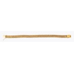 Arany (Au) karlánc, jelzett, 1966-1998 közötti fémjel, 14 karátos, h: 18 cm, nyelves zár biztonsági nyolcassal, 12,8g /// Gold (Au) bracelet, hallmarked with a Hungarian assay mark used between 1966 and 1998, 14-karat gold. Tongue-and-box clasp with safet