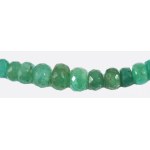 Smaragd szemes karkötő, 14 karátos arany (Au) kapoccsal, 14 karátos, h:21 cm, 9,7g /// Emerald bead bracelet with a 14-karat gold (Au) clasp, 14-karat gold, length: 21 cm, weight: 9.7 g.