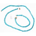 Akvamarin szemes nyaklánc és karkötő, arany (Au) kapoccsal, 14 karátos, h: 17 és 46 cm, 35,4g /// Aquamarine bead necklace and bracelet with a gold (Au) clasp, 14-karat gold, lengths: 17 cm and 46 cm, weight: 35.4 g.
