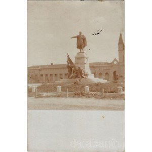 1908 Cegléd, Kossuth szobor, Turi János férfi szabó, Dobos Mihály üzlete. photo