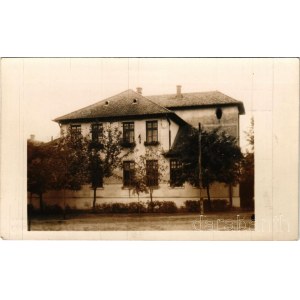 1935 Katymár, Kultúrház. Kovács E. (fl)