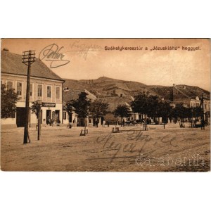 1913 Székelykeresztúr, Cristuru Secuiesc; Jézuskiáltó hegy, Fő tér, nyomda és könyvkötészet üzlete. Szabó Kálmán kiadása / book printing and binding shop + BRASSÓ - BUDAPEST vasúti mozgóposta bélyegző (gyűrődés / crease)