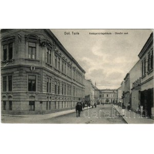 1910 Tuzla, Dolnja Tuzla; Kreisgerichtsgebäude / Okruzni sud / district court, street view. Edit. Adolf Engel