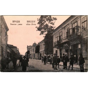 Brody, Ulica Zlota / street view, shops (fl)