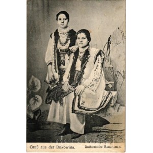 1910 Gruss aus der Bukowina. Ruthenische Bäuerinnen / Bukovinai népviselet, Rutén (ruszin) parasztasszonyok / Ruthenian (Rusyn) folklore from Bucovina. J. Tennenbaum (Czernowitz) (fl)