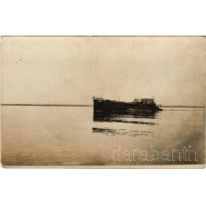 SMS CSUKA (ex PATROUILLENBOOT K) Császári és Királyi Haditengerészet őrnaszádja. Dunaflottilla / K.u.K. Kriegsmarine Donauflottille / WWI Austro-Hungarian Navy river guard patrol boat SMS CSUKA; Danube Flotilla. Hatschek Emil (Budapest) photo (fl)