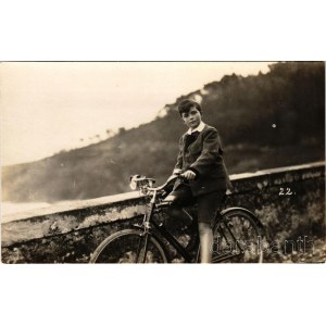 Habsburg Ottó koronaherceg, trónörökös kerékpáron / Crown Prince Otto Habsburg riding a bicycle. F. Knozer k.u.k. Hof-Photograph (Wien) photo