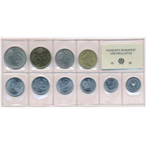 1985. 2f-20Ft (10xklf) érmés forgalmi sor fóliatokban T:UNC Hungary 1985. 2 Fillér - 20 Forint (10xdiff) coin set in sealed plastic case C:UNC Adamo FO18