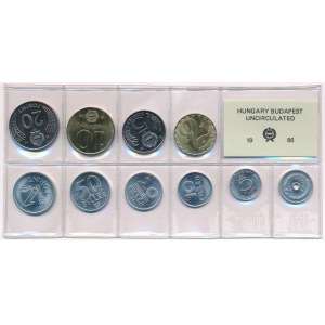 1986. 2f-20Ft (10xklf) érmés forgalmi sor fóliatokban T:UNC Hungary 1986. 2 Fillér - 20 Forint (10xdiff) coin set in sealed plastic case C:UNC Adamo FO19