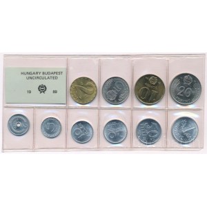1989. 2f-20Ft (10xklf) érmés forgalmi sor fóliatokban T:UNC Hungary 1989. 2 Fillér - 20 Forint (10xdiff) coin set in sealed plastic case C:UNC Adamo FO22