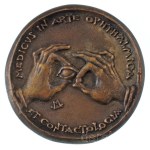 Madarassy Walter (1909-1994) 1977. "Dr. Győrffy István / MEDICUS IN ARTE OPHTHALMICA ET CONTACTOLOGIA" kétoldalas bronz emlékplakett (85mm) T:AU patina