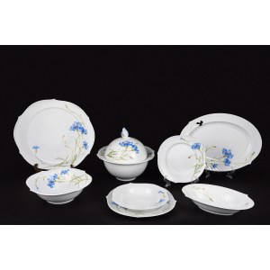 Important 12-piece dinner service in Wellenspiel Blue Cornflower porcelain, Meissen