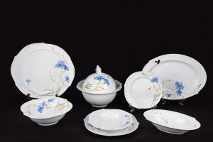 Important twelve-piece service in Wellenspiel Blue Cornflower porcelain, Meissen