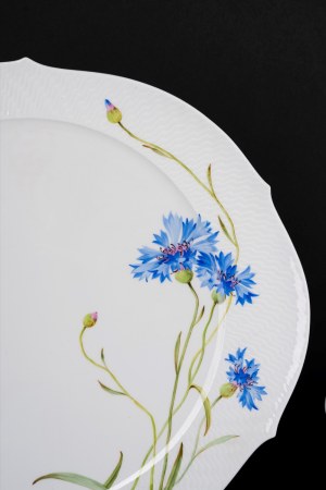 Important twelve-piece service in Wellenspiel Blue Cornflower porcelain, Meissen