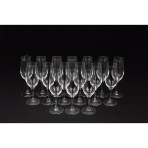 Sixteen Richard Ginori flutes
