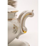 Porcelain set with floral decoration and a wavy, gold-plated rim. Epiag DF, Czechoslovakia.