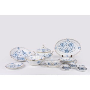 Important 12-piece porcelain dinner service, Blue Indianische Blumen, Meissen