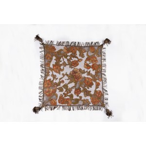 Venetian tablecloth with peonies