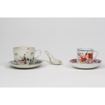 A set of Oriental porcelain consisting of two cups with saucers and a soup spoon