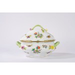 Important polychrome porcelain dinner service for 12, Queen Victoria, Herend, Hungary