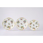 Important polychrome porcelain dinner service for 12, Queen Victoria, Herend, Hungary