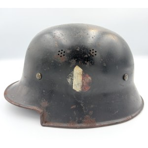 M34 HELMET, EARLY VERSION - GERMANY, THIRD REICH